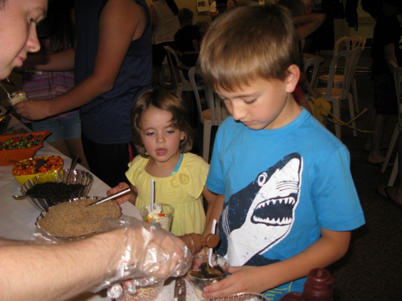 Swim Team Registration Ice Cream Social